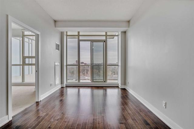 1105 - 1638 Bloor St W, Condo with 2 bedrooms, 2 bathrooms and 1 parking in Toronto ON | Image 11