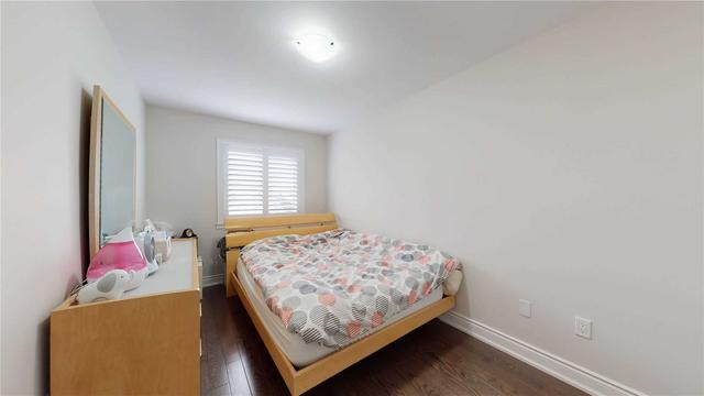 19 b Alan Ave, House detached with 4 bedrooms, 4 bathrooms and 3 parking in Toronto ON | Image 13