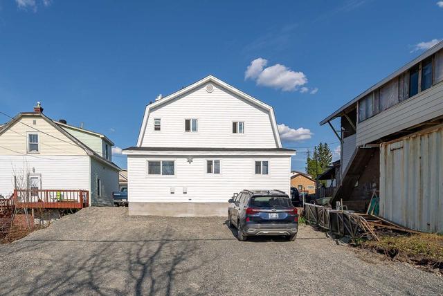 40 Main St N, House detached with 5 bedrooms, 5 bathrooms and 5 parking in Kirkland Lake ON | Image 4