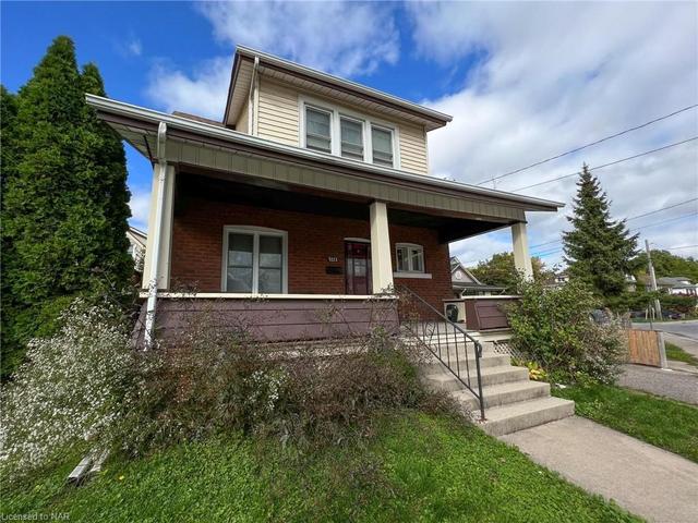 5113 St Lawrence Avenue, House detached with 3 bedrooms, 2 bathrooms and 3 parking in Niagara Falls ON | Image 1