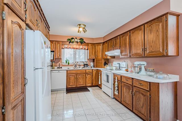 187 Municipal St, House detached with 3 bedrooms, 4 bathrooms and 4 parking in Guelph ON | Image 6