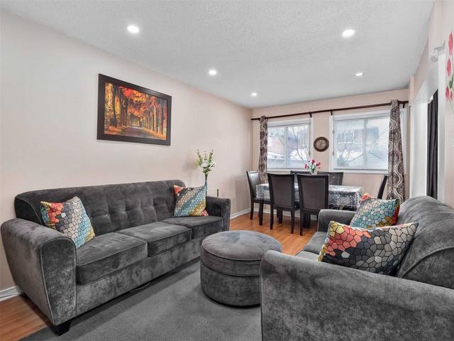 104 Richwood Cres, House attached with 3 bedrooms, 3 bathrooms and 3 parking in Brampton ON | Image 26