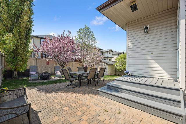 404 Cresthaven Place Sw, House detached with 4 bedrooms, 3 bathrooms and 2 parking in Calgary AB | Image 44