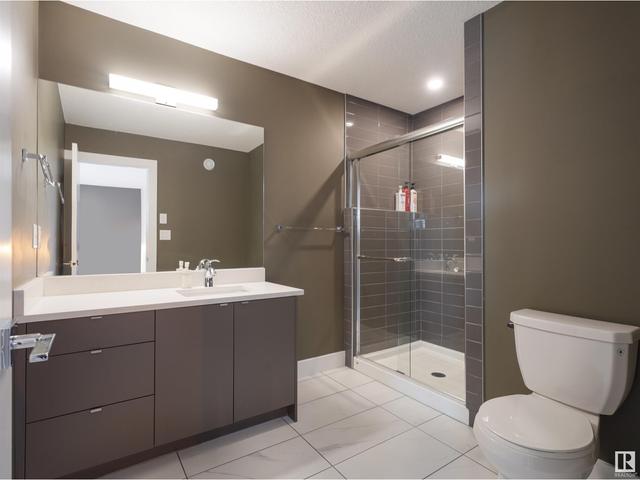 1 - 10426 126 St Nw, House semidetached with 5 bedrooms, 3 bathrooms and null parking in Edmonton AB | Image 35