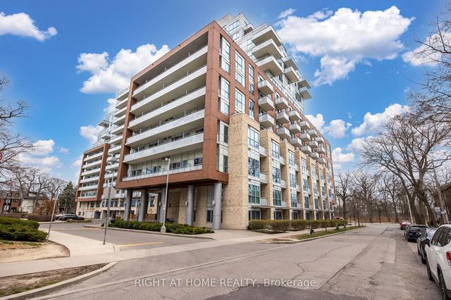 107 - 1830 Bloor St W, Townhouse with 2 bedrooms, 3 bathrooms and 1 parking in Toronto ON | Image 1