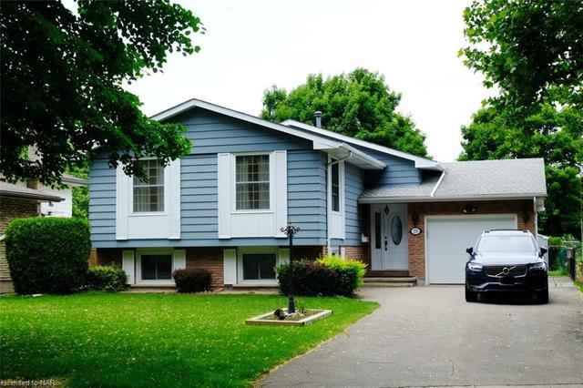 lower unit - 26 Rochelle Drive, House detached with 2 bedrooms, 1 bathrooms and 1 parking in St. Catharines ON | Card Image