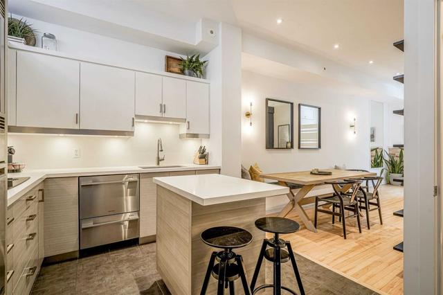 31 Old Brewery Lane, Townhouse with 3 bedrooms, 2 bathrooms and 1 parking in Toronto ON | Image 37