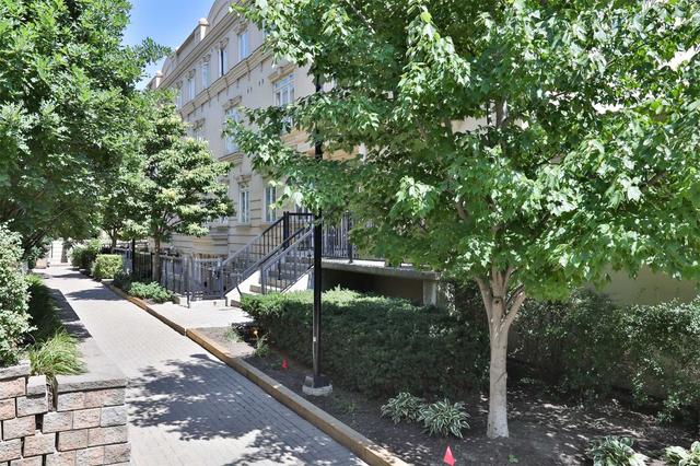 th20 - 70 Carr St, Townhouse with 0 bedrooms, 1 bathrooms and 1 parking in Toronto ON | Image 14