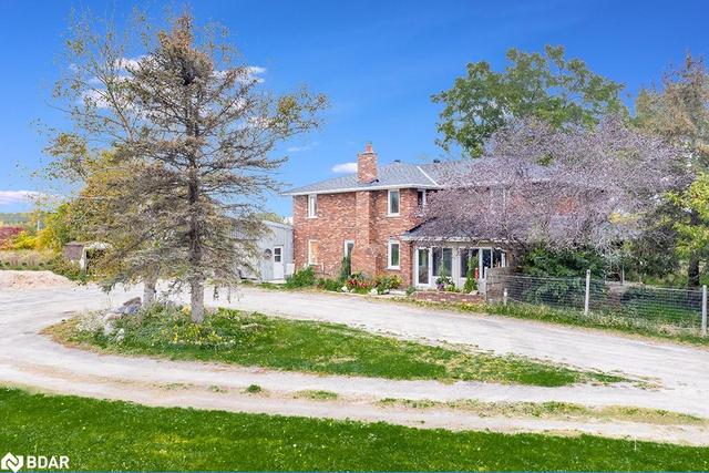 1166 County Road 42, House detached with 5 bedrooms, 2 bathrooms and 12 parking in Clearview ON | Image 1