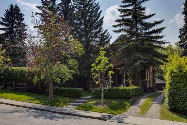 1921 10 Street Sw, House detached with 4 bedrooms, 3 bathrooms and 2 parking in Calgary AB | Image 2