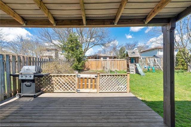 58 Upton Crescent, House detached with 3 bedrooms, 2 bathrooms and 3 parking in Guelph ON | Image 27