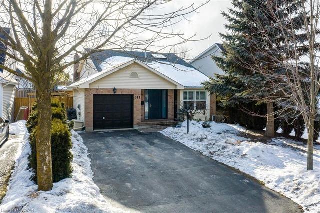 611 Osprey Drive, House detached with 4 bedrooms, 3 bathrooms and null parking in Waterloo ON | Image 1