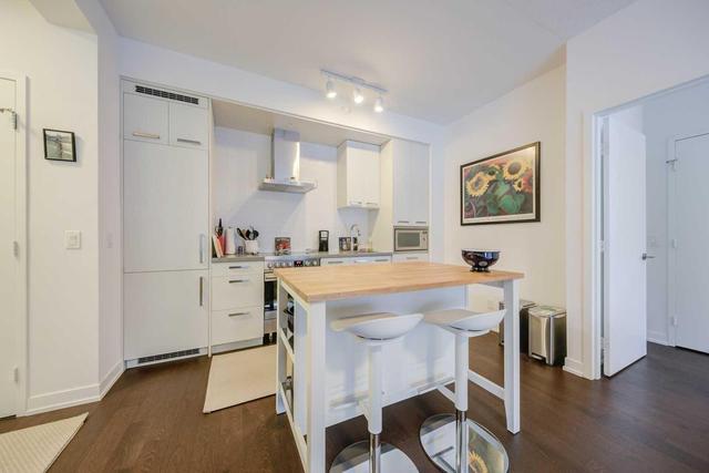 S713 - 455 Front St E, Condo with 2 bedrooms, 2 bathrooms and 1 parking in Toronto ON | Image 4