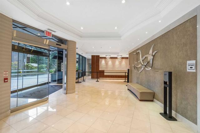 1209 - 300 Bloor St E, Condo with 2 bedrooms, 2 bathrooms and 1 parking in Toronto ON | Image 18