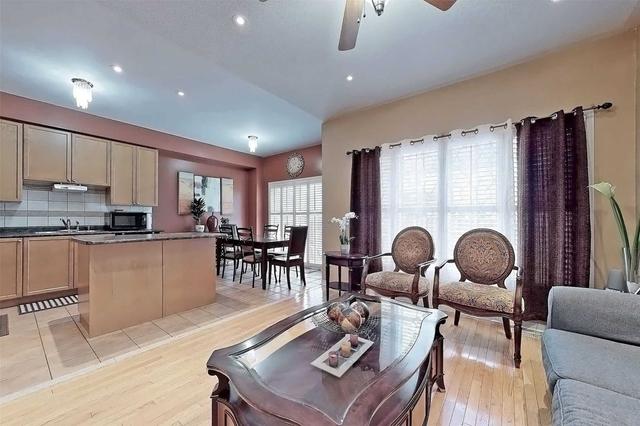 123 Goldenwood Cres, House detached with 3 bedrooms, 3 bathrooms and 3 parking in Markham ON | Image 4