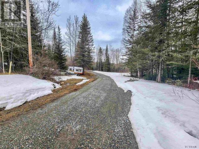 935 Goodfish Rd, House detached with 2 bedrooms, 1 bathrooms and null parking in Kirkland Lake ON | Image 33