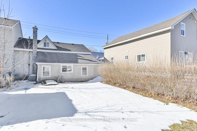 161 Centre St N, House semidetached with 4 bedrooms, 2 bathrooms and 2 parking in Greater Napanee ON | Image 15