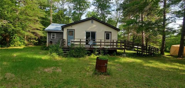 795 Skootamatta Lake Rd, House detached with 2 bedrooms, 1 bathrooms and 3 parking in North Frontenac ON | Image 11