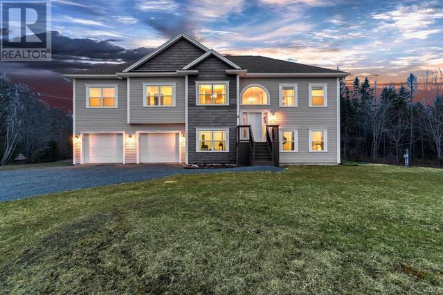 38 Newbury Road, House detached with 5 bedrooms, 3 bathrooms and null parking in Halifax NS | Image 5
