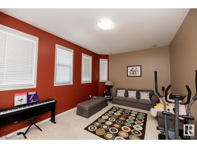643 61 St Sw, House detached with 3 bedrooms, 2 bathrooms and 4 parking in Edmonton AB | Image 29