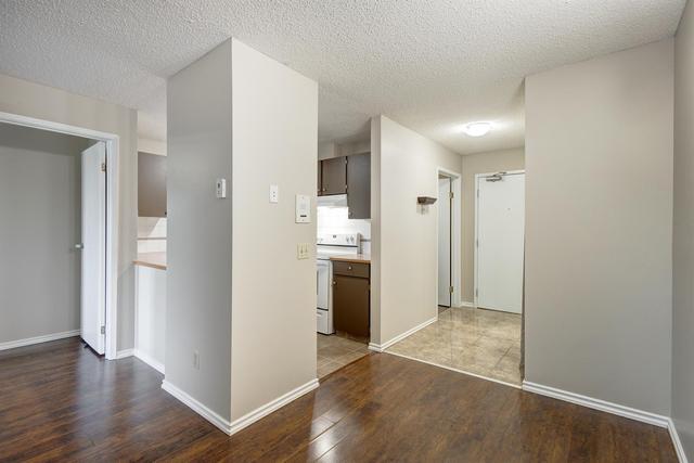 3207 - 80 Glamis Drive Sw, Condo with 1 bedrooms, 1 bathrooms and 1 parking in Calgary AB | Image 6