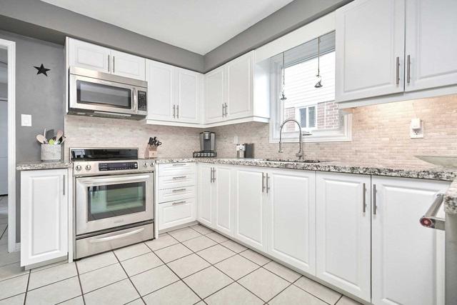 224 Bishop Dr, House detached with 3 bedrooms, 4 bathrooms and 5 parking in Barrie ON | Image 10