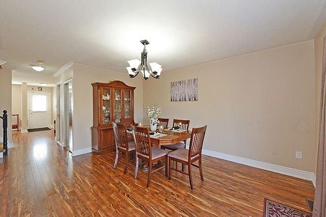 104 Tianalee Cres, House attached with 3 bedrooms, 4 bathrooms and 3 parking in Brampton ON | Image 7