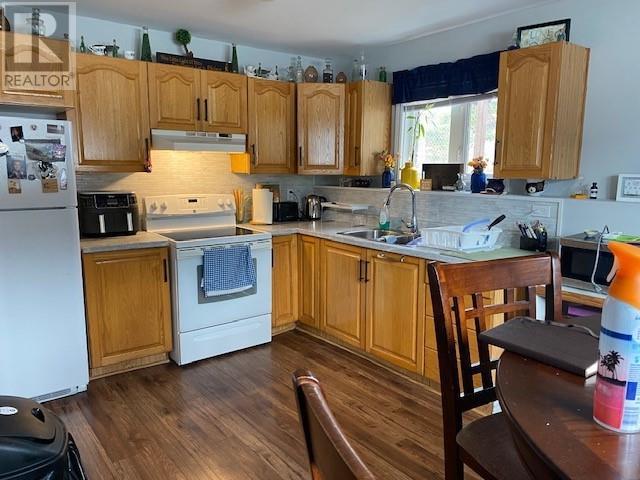 616 Old Broad Cove Road, House other with 6 bedrooms, 2 bathrooms and null parking in Portugal Cove St. Philip's NL | Image 14