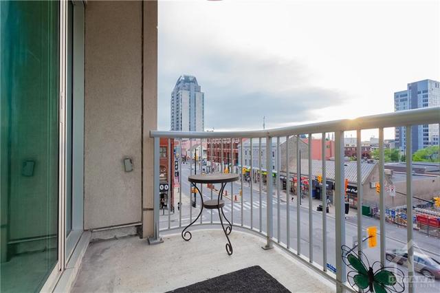 403 - 200 Rideau Street, Condo with 2 bedrooms, 2 bathrooms and 1 parking in Ottawa ON | Image 24