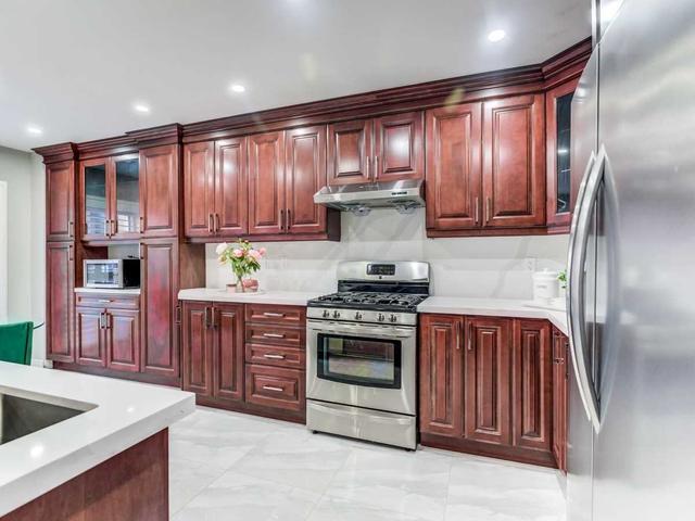 25 Turtledove Grve, House detached with 4 bedrooms, 4 bathrooms and 4 parking in Toronto ON | Image 25