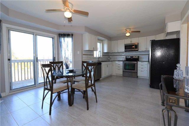 12 Bishop Dr, House detached with 4 bedrooms, 4 bathrooms and 2 parking in Barrie ON | Image 3