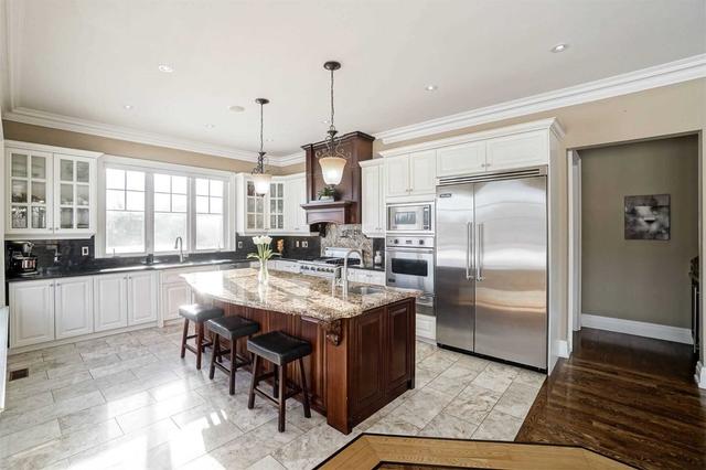 16045 Kennedy Rd, House detached with 5 bedrooms, 8 bathrooms and 23 parking in Caledon ON | Image 4
