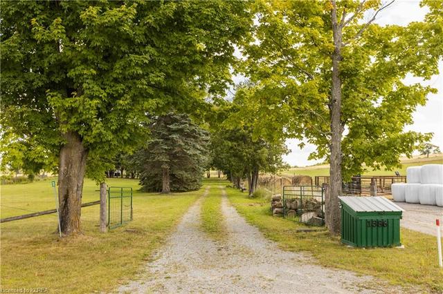 1386 Killarney Bay Road, House detached with 2 bedrooms, 2 bathrooms and 6 parking in Kawartha Lakes ON | Image 45