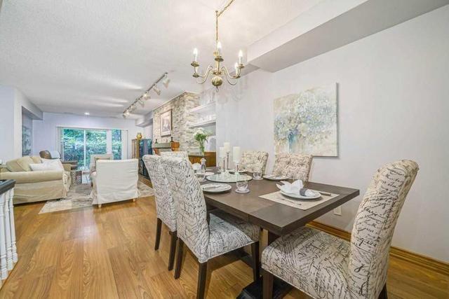 40 Oaken Gate Way, Townhouse with 3 bedrooms, 2 bathrooms and 1 parking in Toronto ON | Image 7