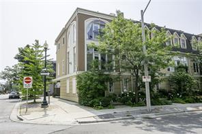 242 Randall St, House attached with 3 bedrooms, 3 bathrooms and 2 parking in Oakville ON | Image 1