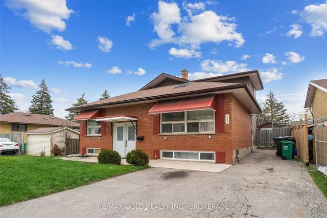 33 Campbell Dr, House detached with 5 bedrooms, 4 bathrooms and 6 parking in Brampton ON | Image 1