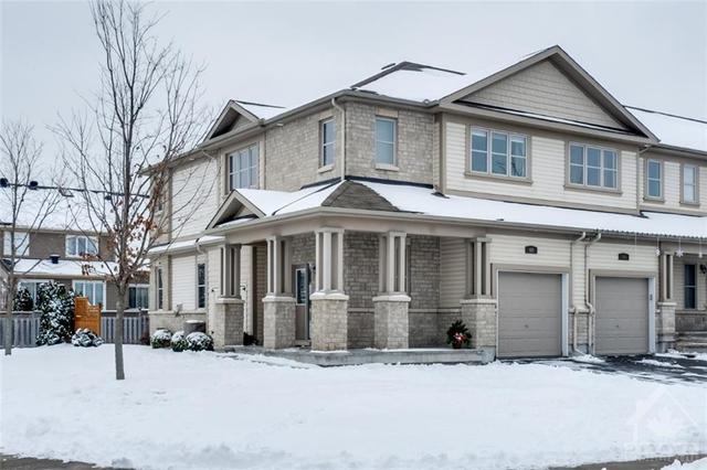 68 Hackberry Trail, Townhouse with 3 bedrooms, 3 bathrooms and 2 parking in Carleton Place ON | Image 1
