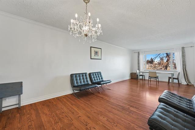 611 49 Avenue Sw, House detached with 4 bedrooms, 1 bathrooms and 1 parking in Calgary AB | Image 6