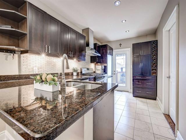 224 Belgravia Ave, House detached with 2 bedrooms, 2 bathrooms and 3 parking in Toronto ON | Image 2