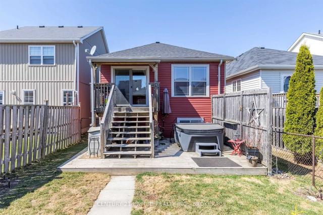 159 Bowen Dr, House detached with 1 bedrooms, 2 bathrooms and 3 parking in Peterborough ON | Image 20