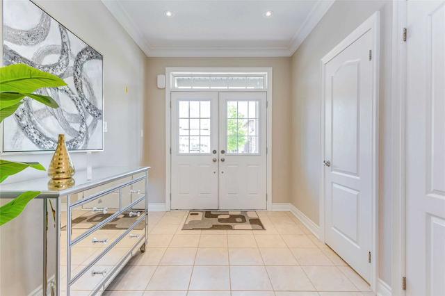 705 Emily Grve, House detached with 4 bedrooms, 4 bathrooms and 6 parking in Newmarket ON | Image 23