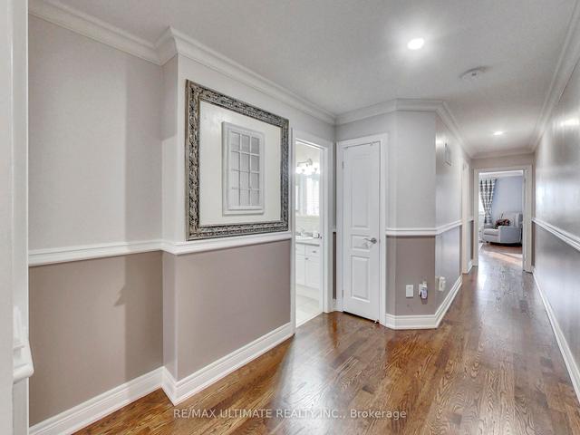 436 Gilbert Ave, House semidetached with 3 bedrooms, 4 bathrooms and 5 parking in Toronto ON | Image 13