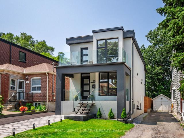 186 Oak Park Ave, House detached with 4 bedrooms, 4 bathrooms and 2 parking in Toronto ON | Image 1