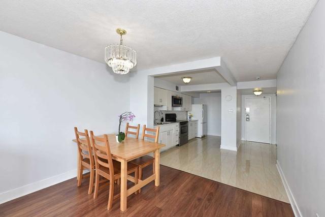 1106 - 45 Sunrise Ave, Condo with 2 bedrooms, 1 bathrooms and 1 parking in Toronto ON | Image 8