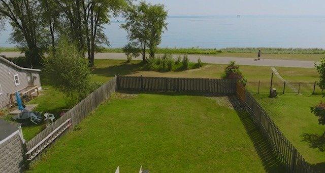 91 Beach Blvd, House detached with 2 bedrooms, 1 bathrooms and 6 parking in Hamilton ON | Image 10