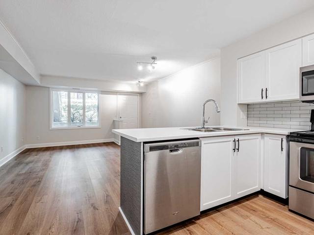 th65 - 208 Niagara St, Townhouse with 1 bedrooms, 1 bathrooms and 1 parking in Toronto ON | Image 3