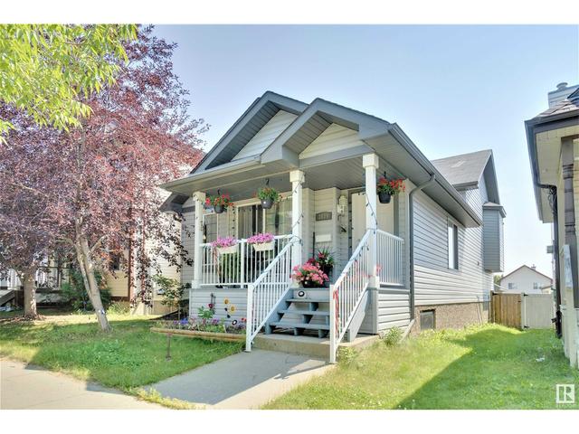 3039 Trelle Cr Nw, House detached with 3 bedrooms, 2 bathrooms and null parking in Edmonton AB | Card Image
