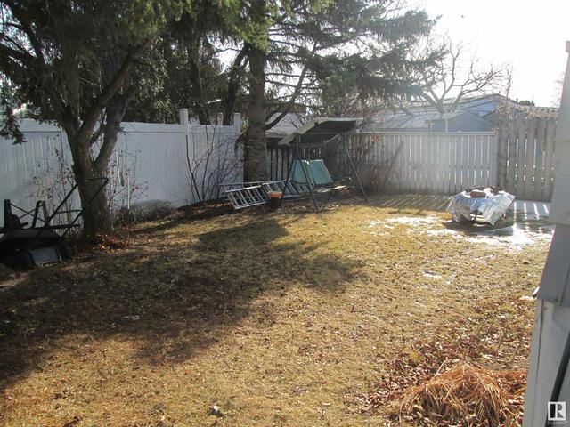 1943 West Royal Wy Nw, Home with 3 bedrooms, 2 bathrooms and null parking in Edmonton AB | Image 11