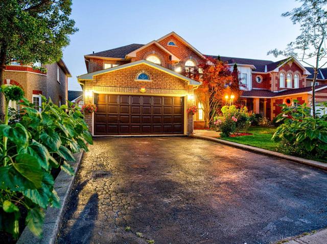 80 Hood Cres, House detached with 3 bedrooms, 4 bathrooms and 6 parking in Brampton ON | Image 12