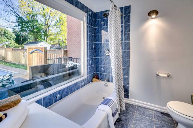193 Raleigh Ave, House detached with 1 bedrooms, 1 bathrooms and 2 parking in Toronto ON | Image 15